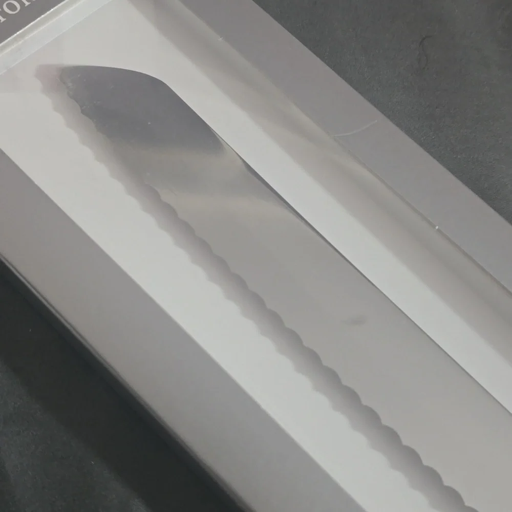 ❤️BUY 2 GET 1 FREE Victorinox Black-Handled Swiss Classic Bread Knife
